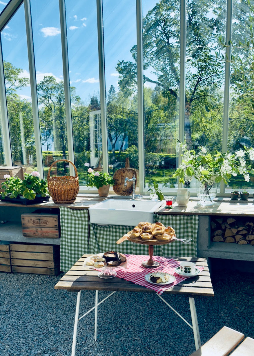Boklansering FIKA i drivhuset på Fåbro Gård lørdagen den 20. september